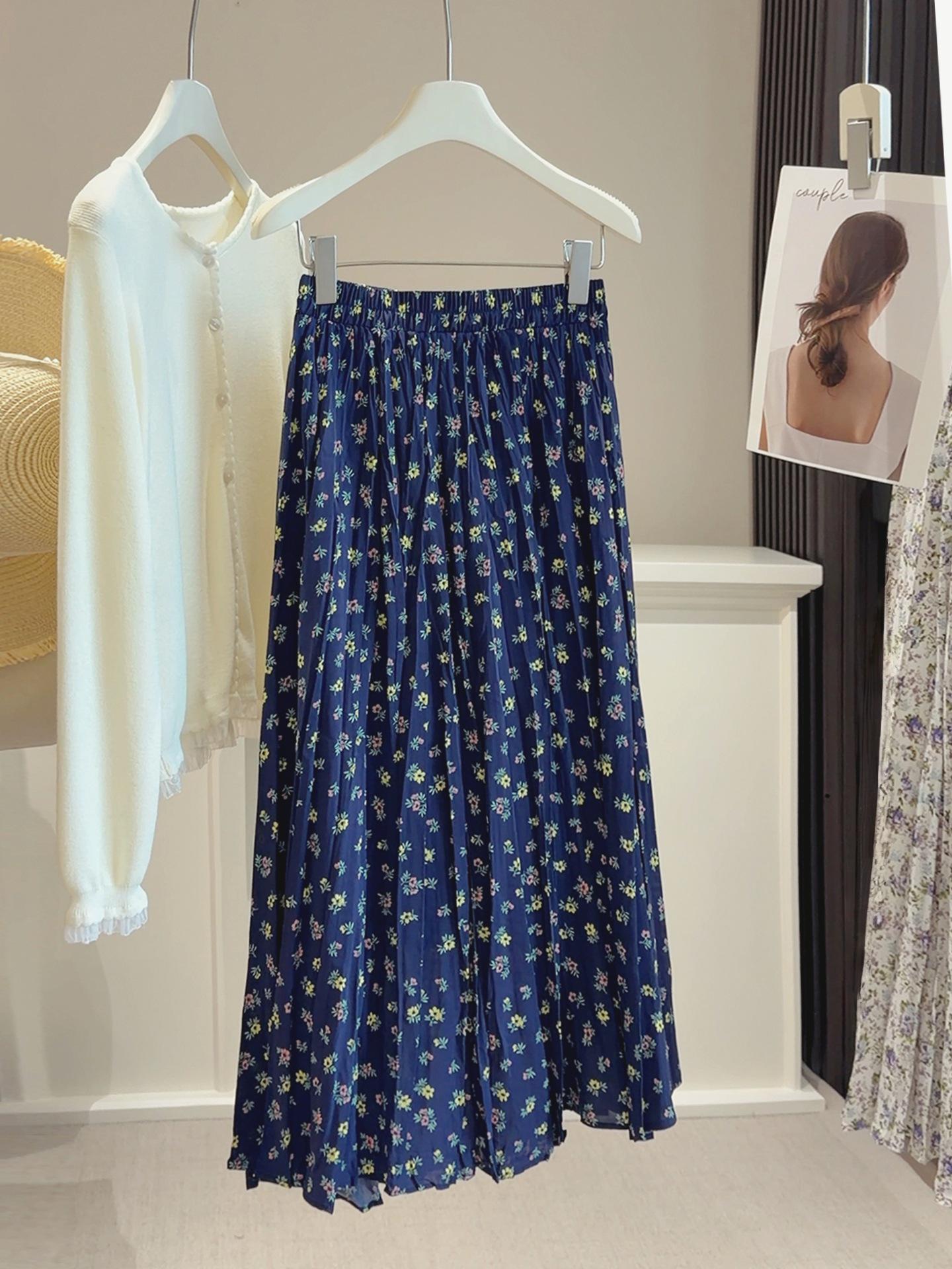 Dopamine Blue Floral Print Pleated High-Waist A-Line Midi Skirt for Women - Summer Arrival with Slimming Large Hem One Size