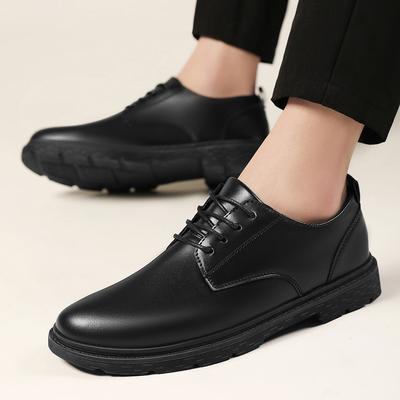 Frühling und Herbst neue lässige Lederschuhe Herren Low-Top Businessschuhe runde Spitze Schnürschuhe Workwear kleine schwarze Schuhe