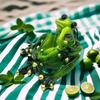 Nordic Garden Home Decoration Couple Hug Kiss Frog Festival Baby Valentine Gift Resin Crafts Home Decoration Accessories Angel