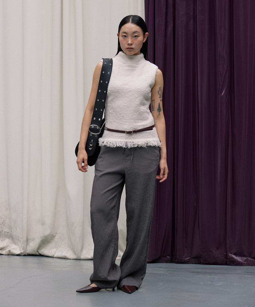 Haveawhale Arc Stud Belt Bag (Bk)