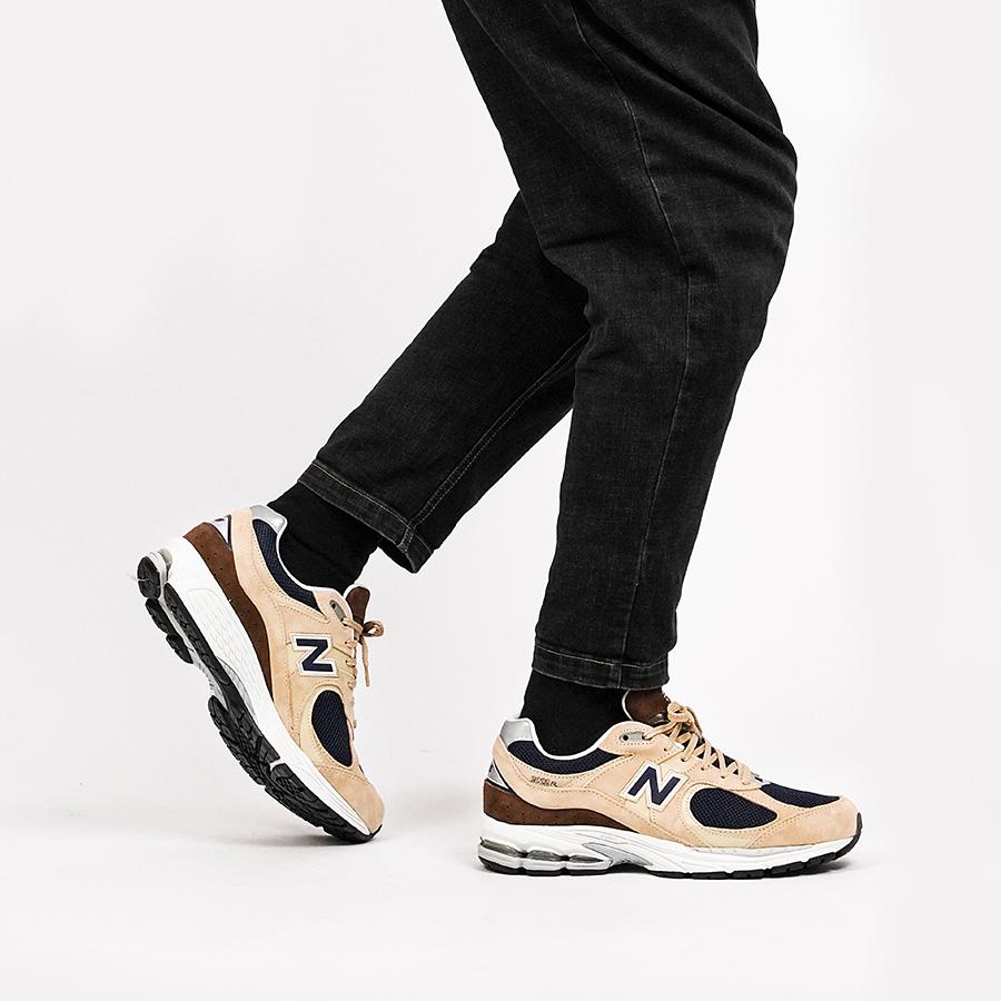 New Balance 2002R Beige Navy Blue