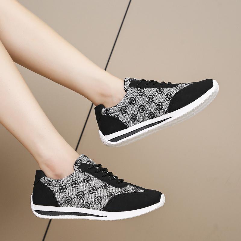Fashion 2025 New Spring and Summer Women Mouth Fashionable Breathable Sneakers Flat Comfortable Casual Walking Sneakers