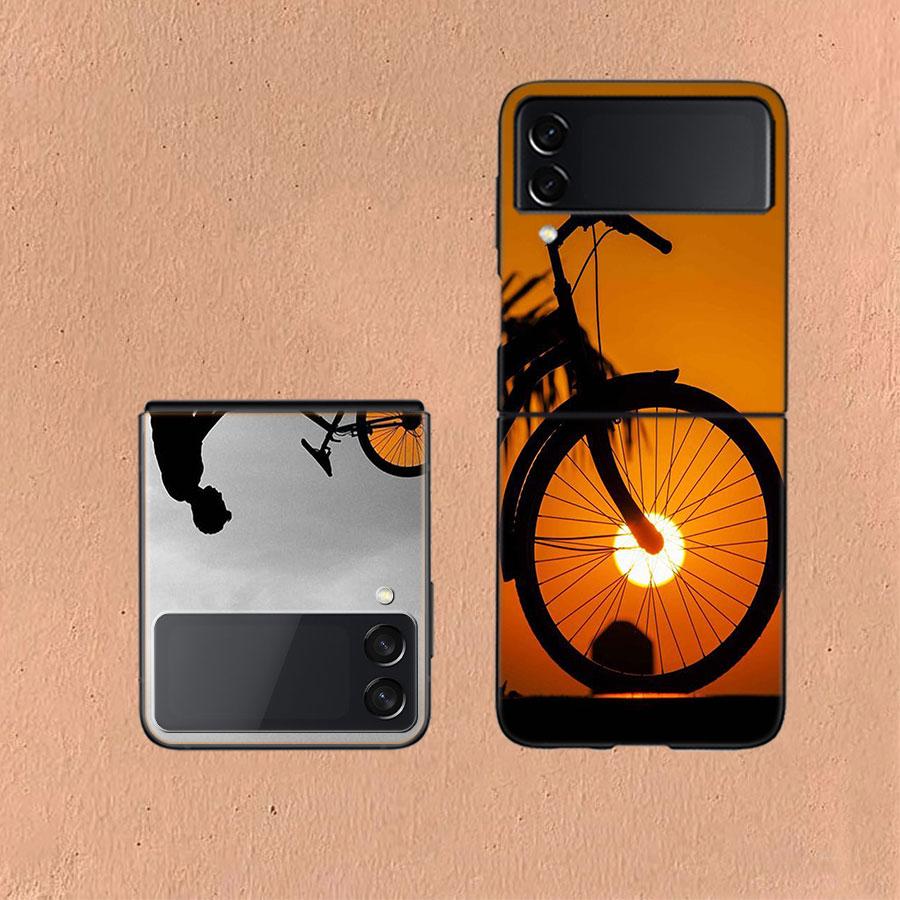 Beautiful Sunset and My Bicycle Phone Case For Samsung Z Flip 6 7 5G Galaxy Z Flip 5 4 3 5G Cases Shockproof Hard Cover TPU