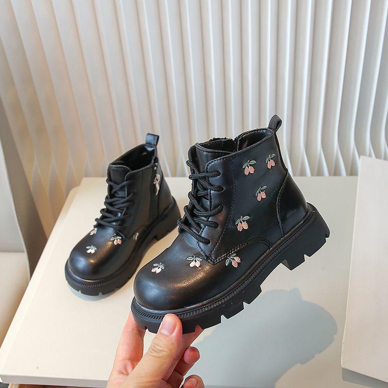 Children's Fashionable Princess Boots for Autumn and Winter, Sweet Embroidered Single Boots for Girls
