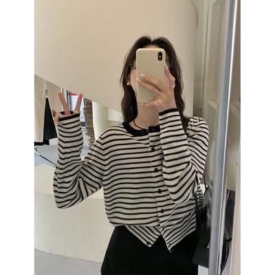 Single-breasted Contrasting Striped Knitted Cardigan Jacket Women's Spring and Autumn New Casual Fashion Long-sleeved Soft Waxy Sweater Top