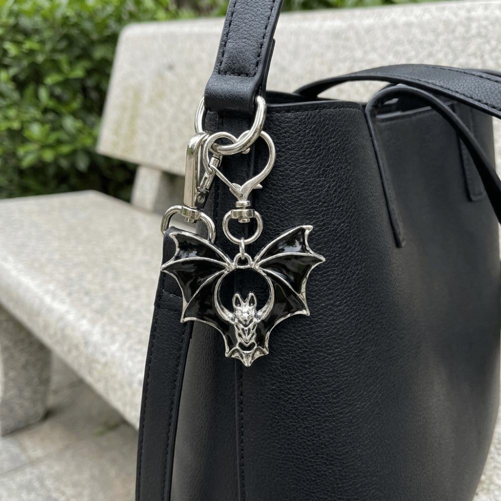 Enamel Halloween Bat Keychain Zinc Zinc Alloy Gothic Key Ring Fashionable Bag Charm Daily Use