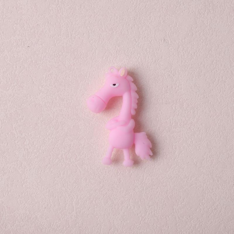 

Брелоки Лошадь 2026 Год Лошади Подарки Весенний Фестиваль Сувениры для вечеринки Брелоки-талисманы Лошадь для сумок Украшения на год 1 розовый