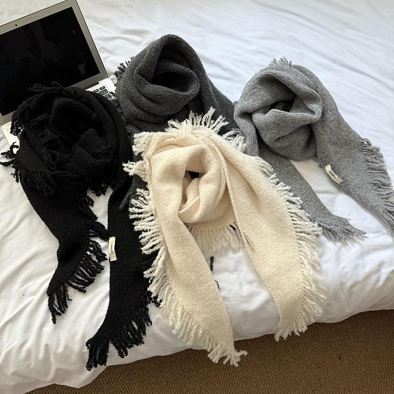 New Autumn and Winter Fashionable Versatile Wool Shawl Knitted Scarf for Women Winter Warm Neck Scarf Triangle Scarf Outer Wear