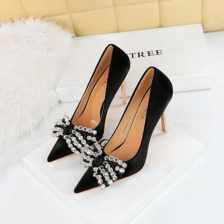 1829-H1 Single Shoes (Sold Out)