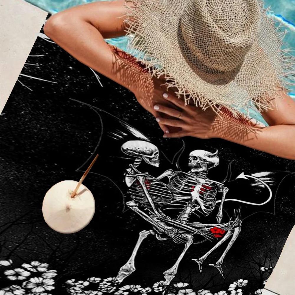 Einfaches Totenkopf-Badetuch Mikrofaser Weich Wasserabsorbierend Atmungsaktiv Für Mädchen Kinder Dekoratives Cartoon-Strandtuch