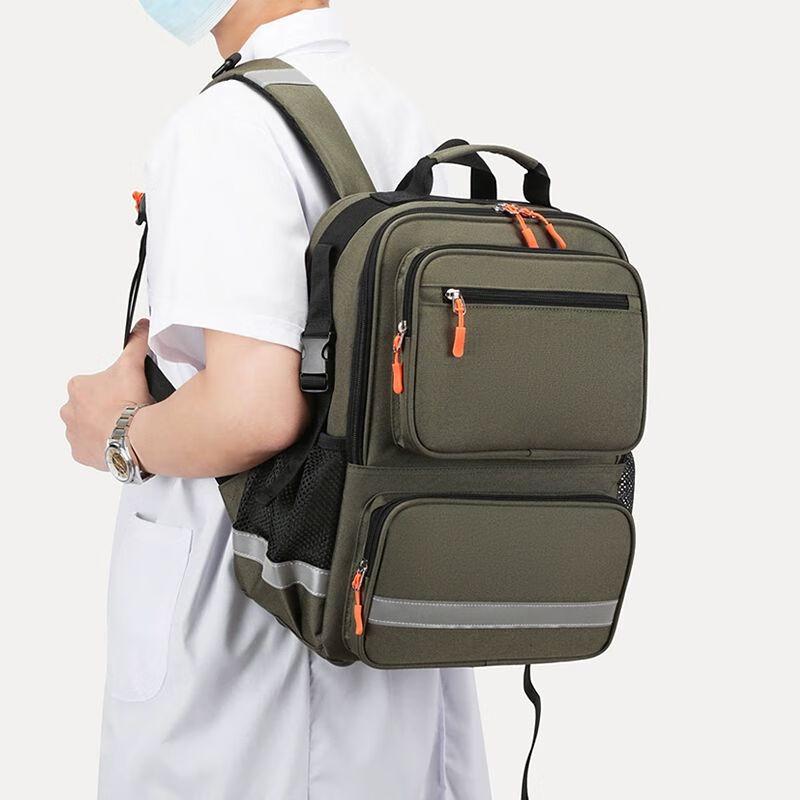 Qiu Qiao Portable Waterproof First Aid Backpack