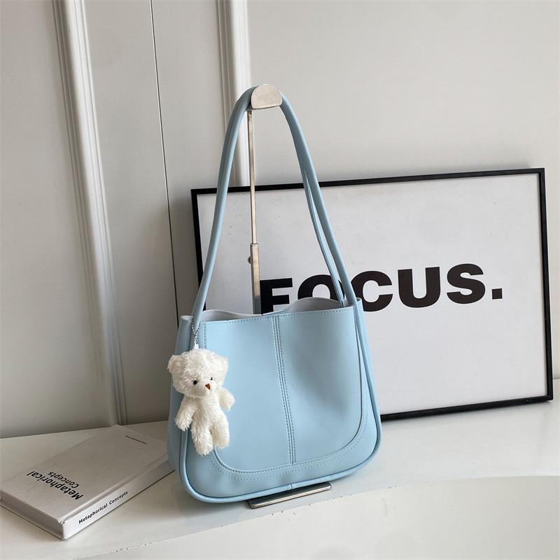 Trendy Casual Fashion Summer Bucket Bag For Commuting With Stylish Design Features