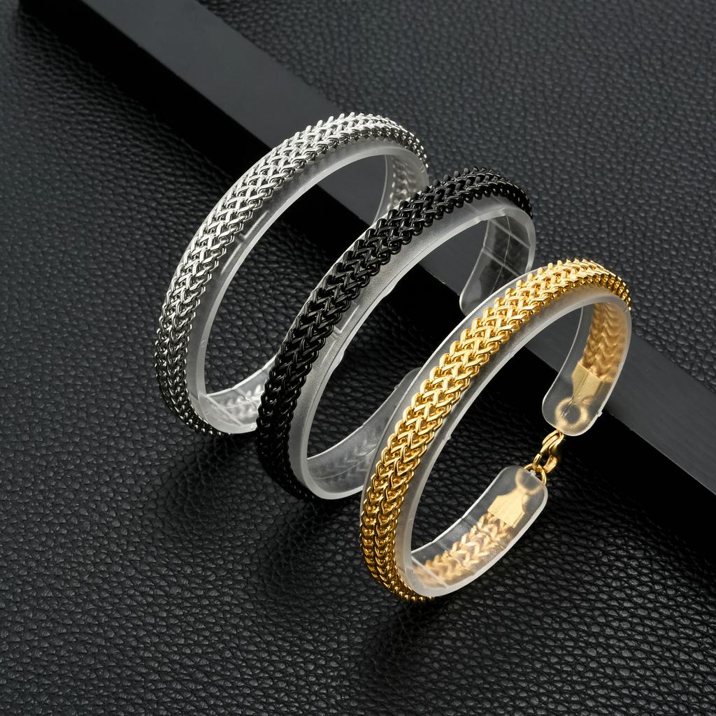 Men's Square Fish Scale Titanium Steel Bracelet, Simple Atmosphere Gold, Silver and Black Three-color Electroplated Bracelet