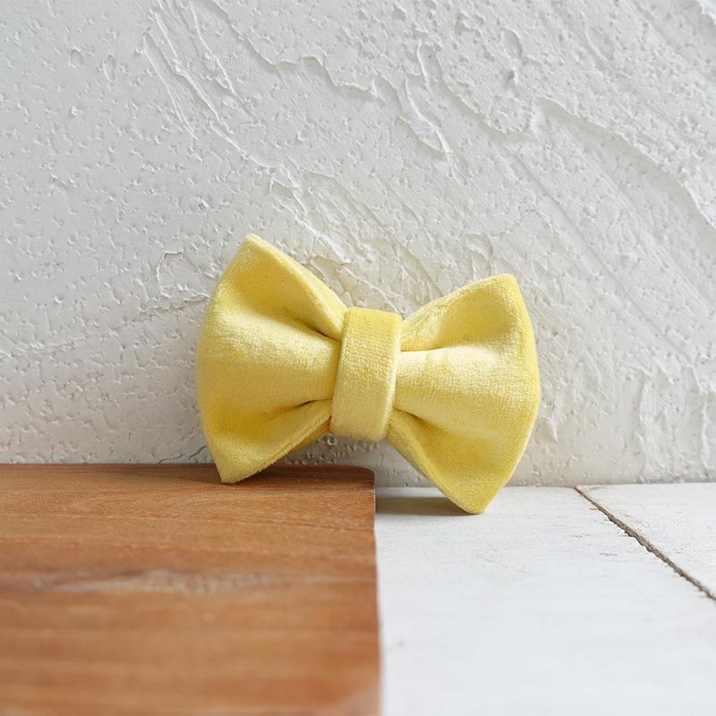 Yellow Thick Velvet Cat Collar - Fashionable Pet Accessory UCC-145J
