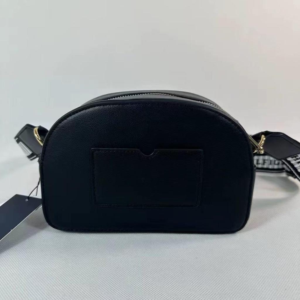 Retro Saddle Women's Half-Moon Crossbody Bag