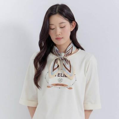 (2 Colors) Monogram Pleated Scarf LAAMO804