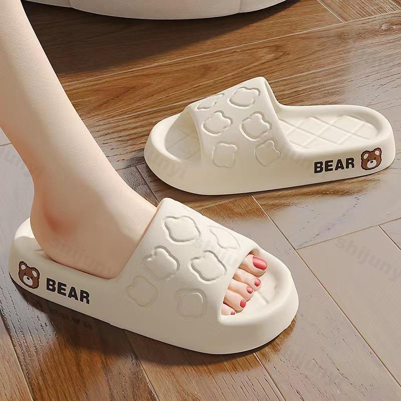 Fashion Women Flat Slippers Summer Cartoon Bear Slippers EVA Bathroom Outdoor Casual Soft Non-slip Beach Slippers Platform Home Sandals