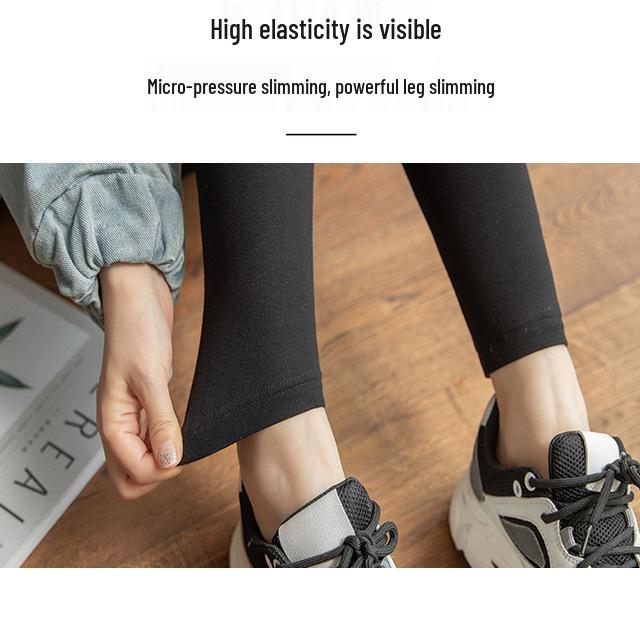 Plus Size Black Velvet Lined Slimming Elastic Leggings for Autumn/Winter