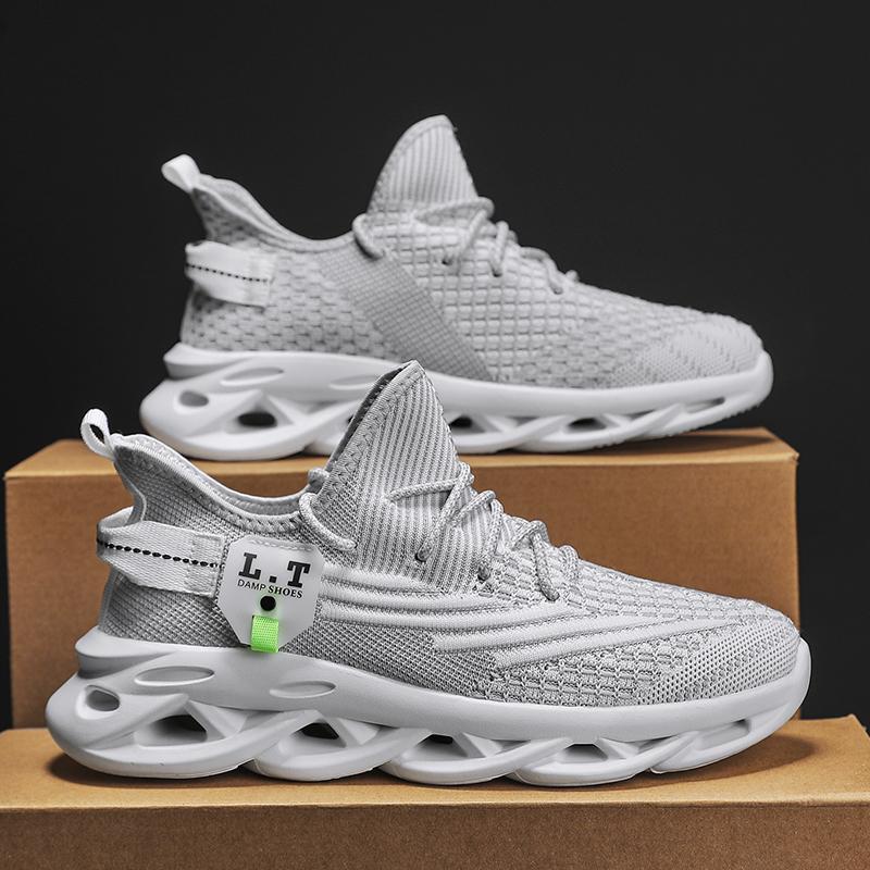 New summer mesh breathable fly-woven sports board shoes kitchen trendy shoes