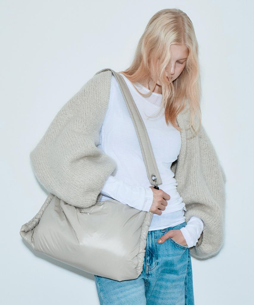 Trimarch Padded Shoulder Bag / Beige