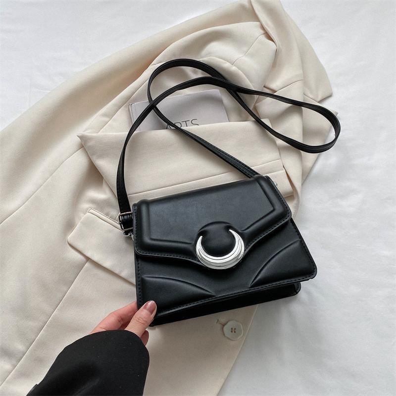 Trendy Women's Shoulder Bag 2023 Fashionable Pu Square Crossbody Bag For Summer