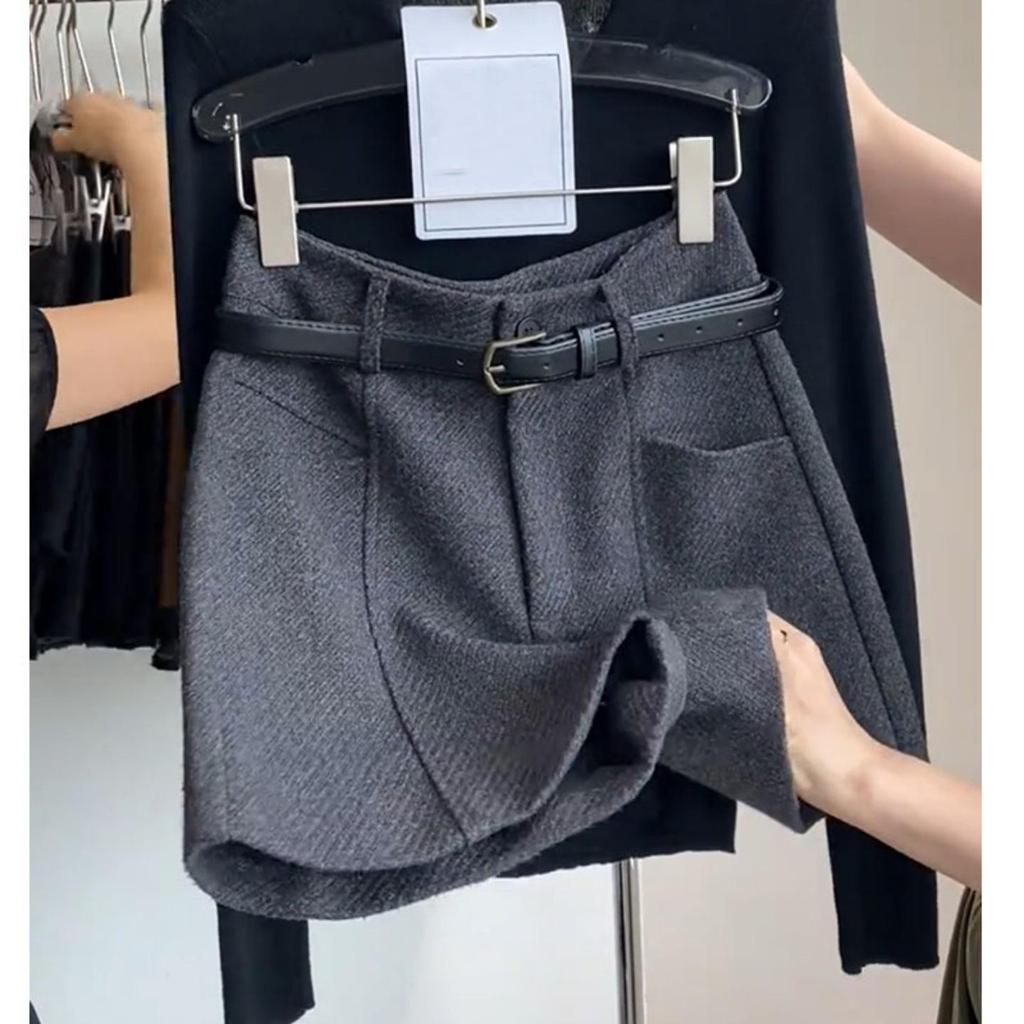 Women’s Plus Size Woolen Wide-Leg Shorts: High-Waist, Loose Fit, Slimming Autumn/Winter Style, Perfect with Boots