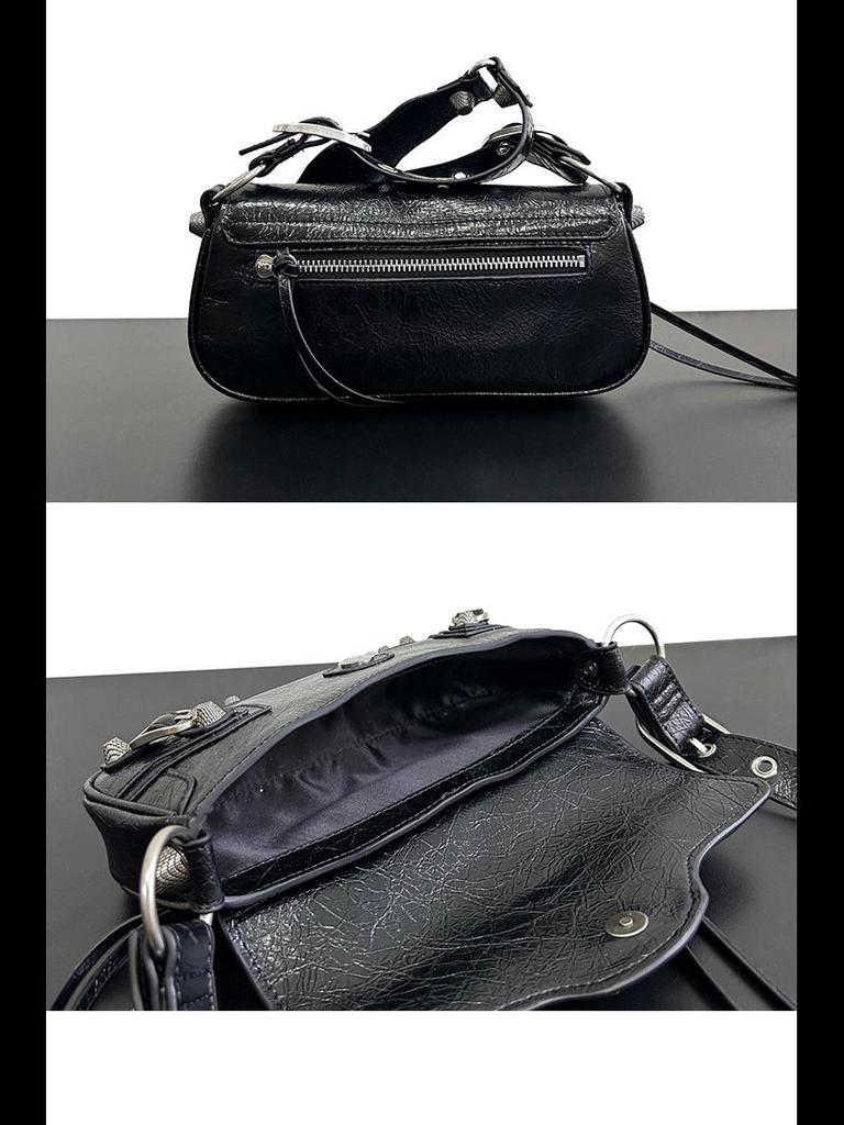 2023 Trendy Donkere Motorfiets Nieten Vierkante Schoudertas