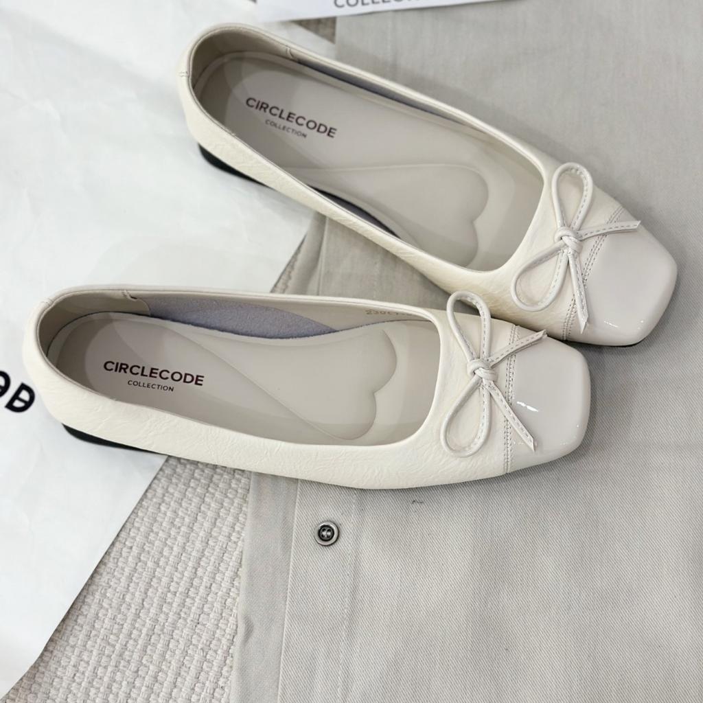 Flat bottom not tired feet casual shallow mouth single shoes women's 2025 new popular summer women's models light and non-slip one pedal