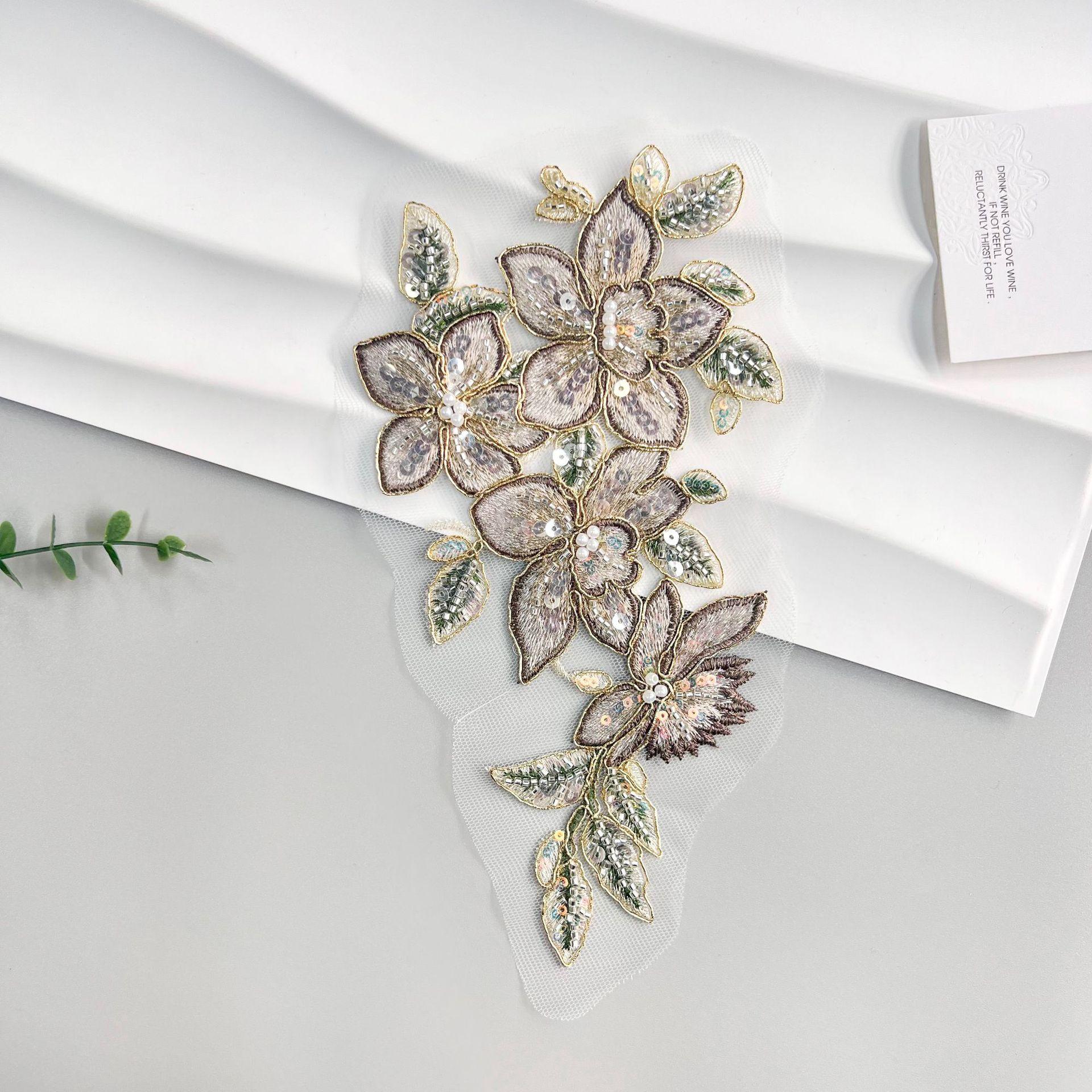 

Color Beaded Sequins Embroidery Three-Dimensional Flower Patch Versatile Cheongsam Hanfu Luggage Clothing Decorative Cloth Sticker Accessories H2256 D type