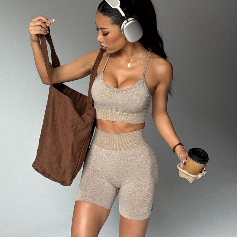 JYL Seamless Yoga Set Camisole Hip Lifting Shorts