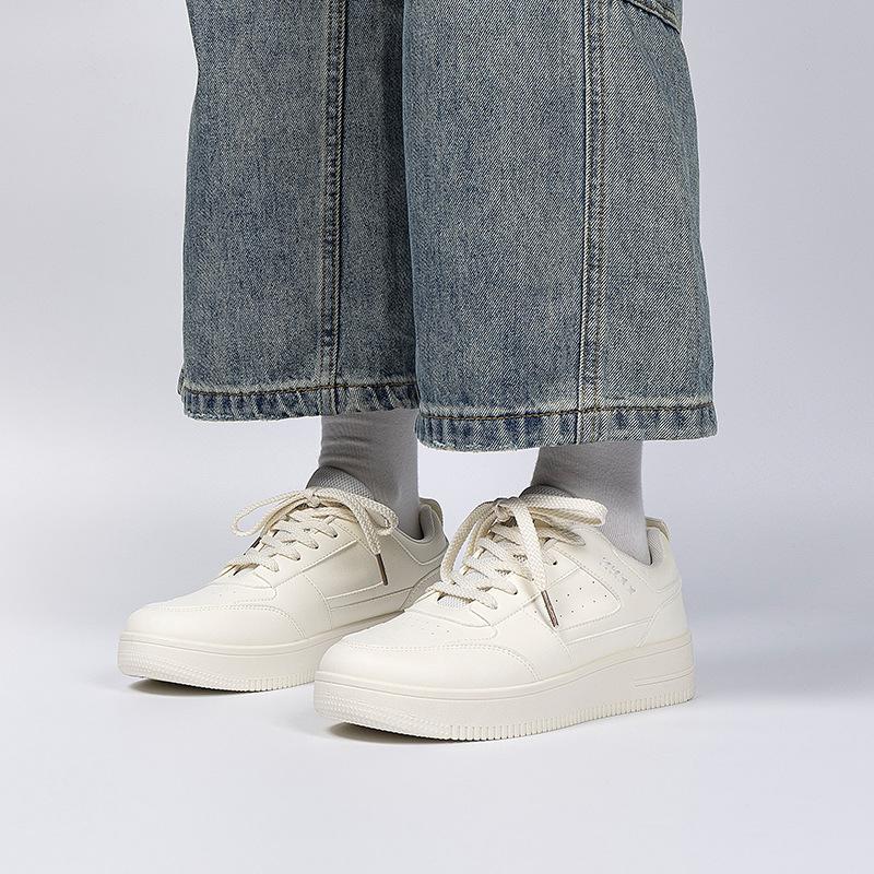 Global invisible heightening shoes ZHQ5753 summer new men's low-top little white shoes versatile inner heightening board shoes