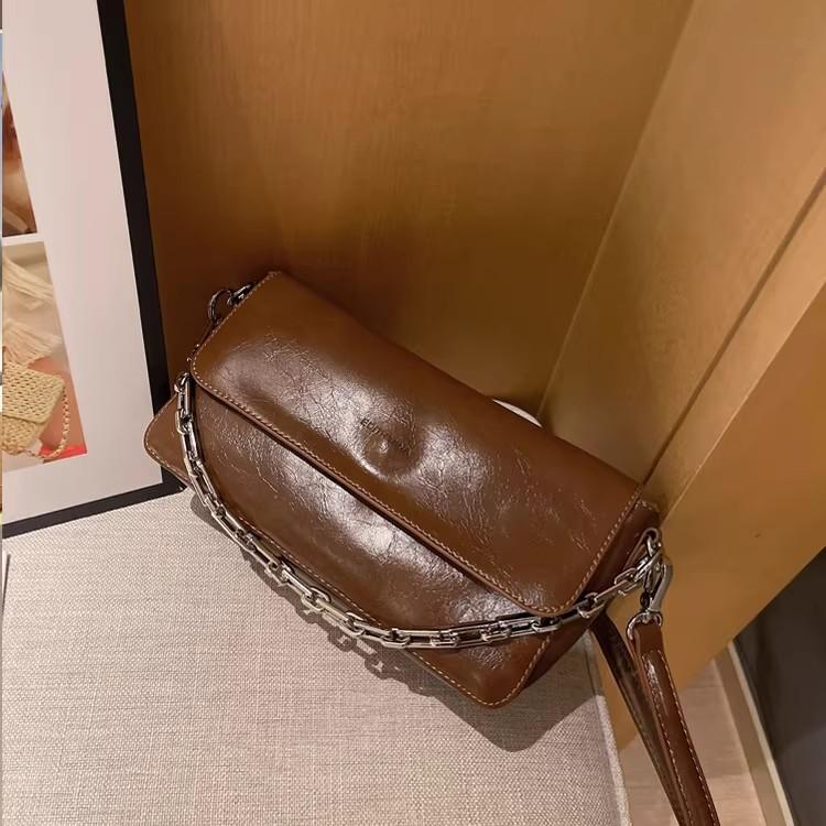 New Style French Stick Chain Small Square Bag, Niche and Western-style, Simple and Fashionable, Underarm Women's Bag, Single Shoulder Crossbody Bag