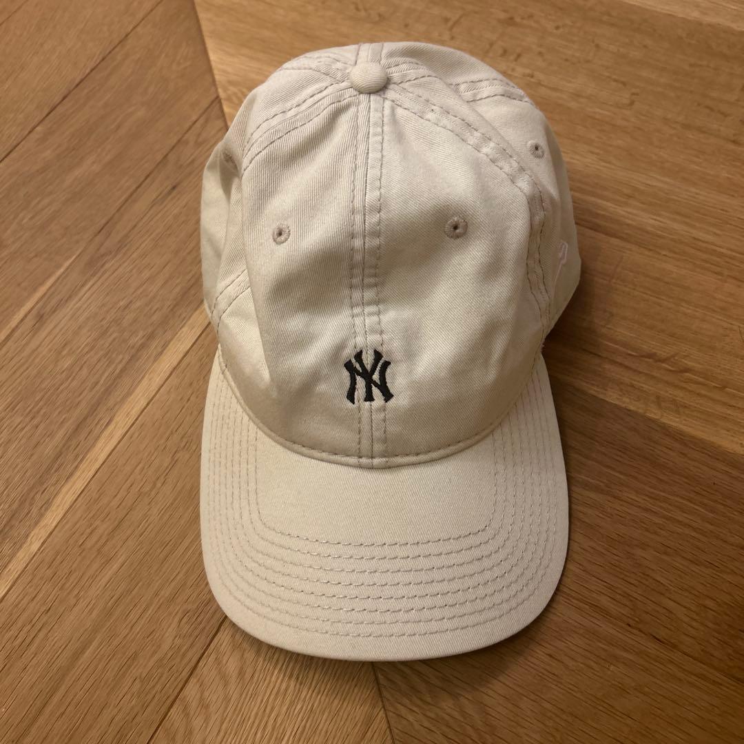 Used NEW ERA New York Yankees Cap Beige