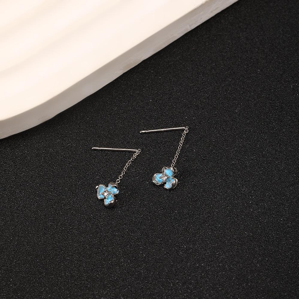 Simple Light Luxury High-End Stud Earrings, Retro Blue Iris Earrings, Niche Design, Sweet And Unique Earrings.