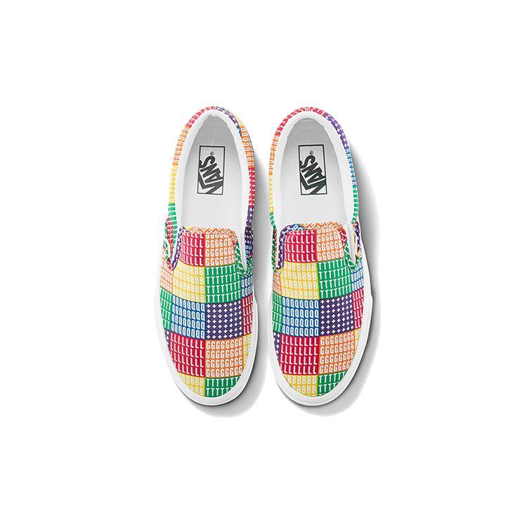 Vans Classic Slip-On Pride Unisex Sneakers Multi-Color Multi True-White VN0A33TB3WJ