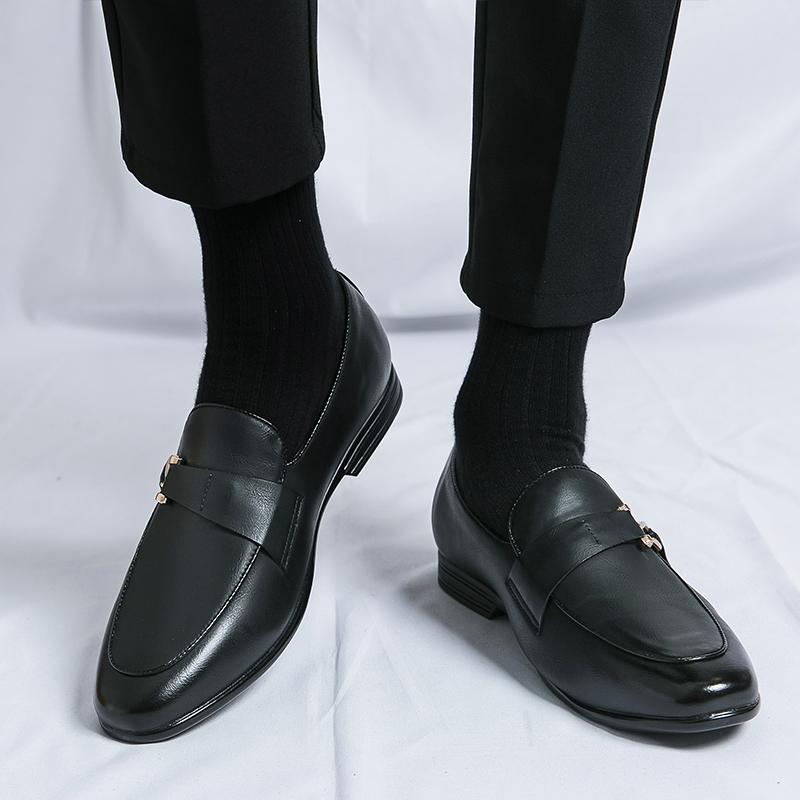 2025 Designer Fashion Mens Loafers Leather Handmade Black Brown Casual Business Dress Shoes Party Wedding Men's Footwear