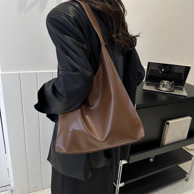 Bag Commuter Tote Bag Women's 2025 New Trendy Solid Color Textured Shoulder Bag Popular Underarm Bag This Year
