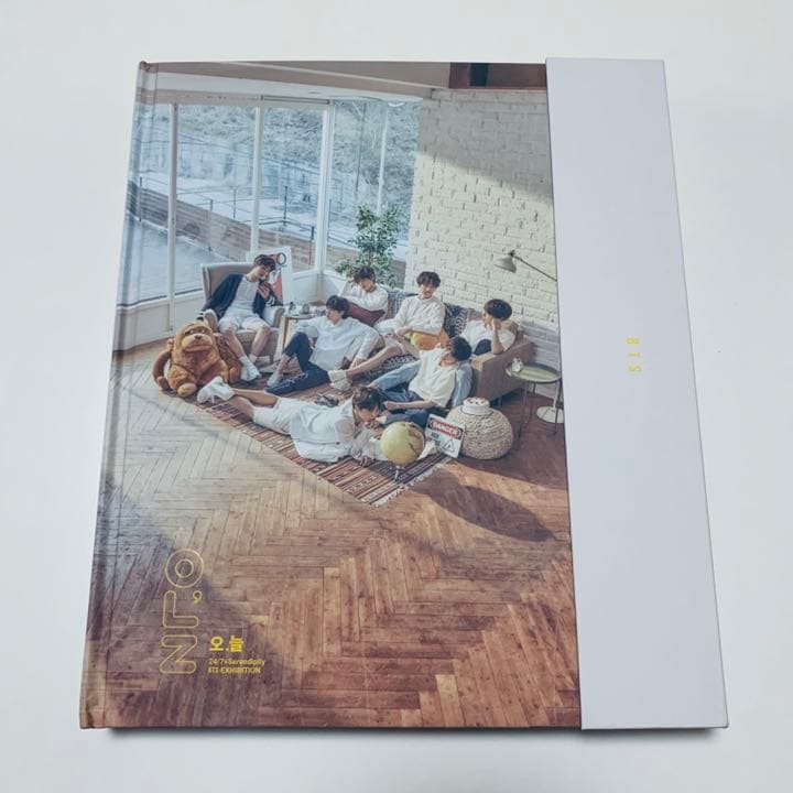 

[Вживаний] Фотоальбом BTS Today