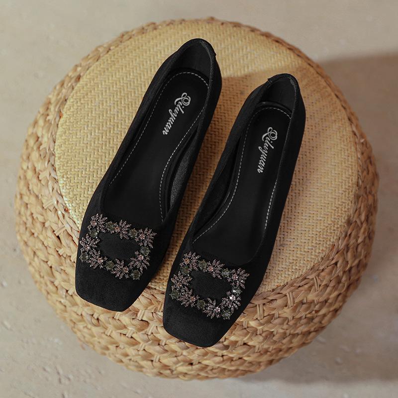 Square Head Low-heeled Single Shoes Women's 2025 New Spring and Autumn Women's Shoes Suede, Shallow Mouth Rhinestone Square Buckle, Not Tired of Thick