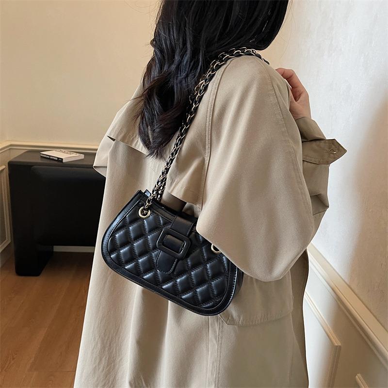 Spring Bag Women's New Fashion Chain Rhombus Embroidery Thread Messenger Bag Versatile Shoulder Women's Bag