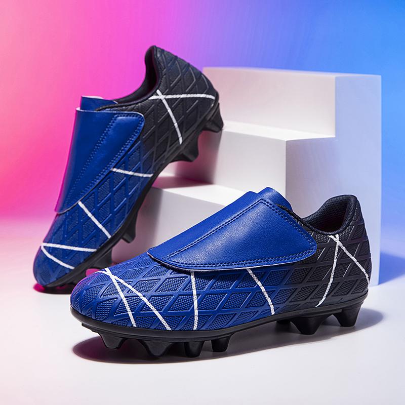 Boys And Girl's Soccer Shoes Long Spikes Comfortable Breathable Non Slip Men Cleats Outdoor Match Training Sport Football Boots