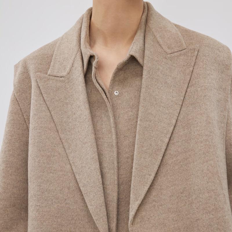 Less 2023 Winter Straight-Fit Peaked Lapel Sleeveless Short Vest