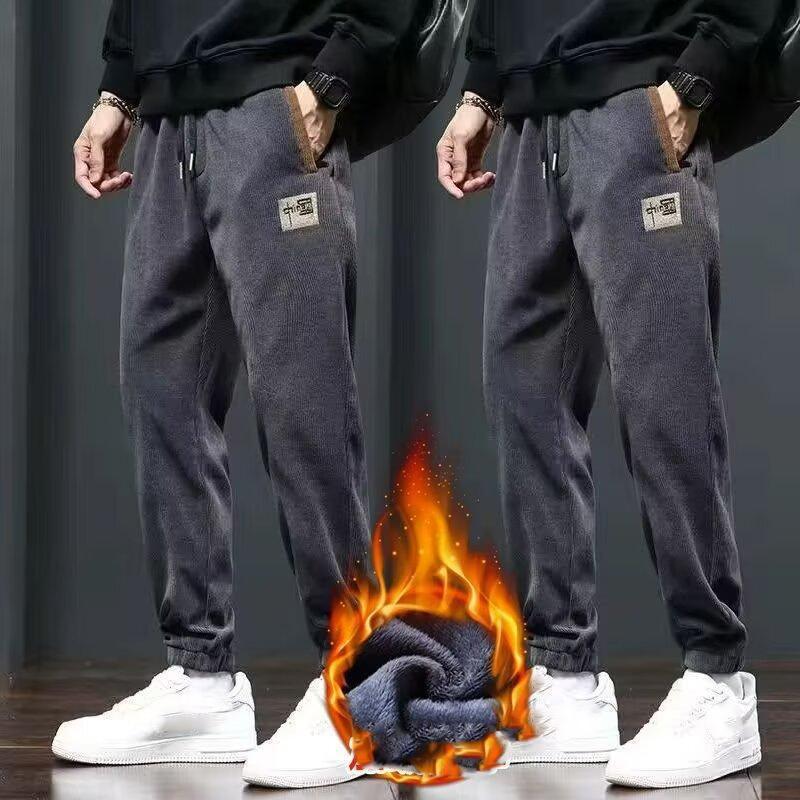 Zimní zesílený fleece pánské kalhoty zateplené ležérní výšivka písmenková fleecová vložka tlusté kalhoty venkovní zateplené teplé tepláky