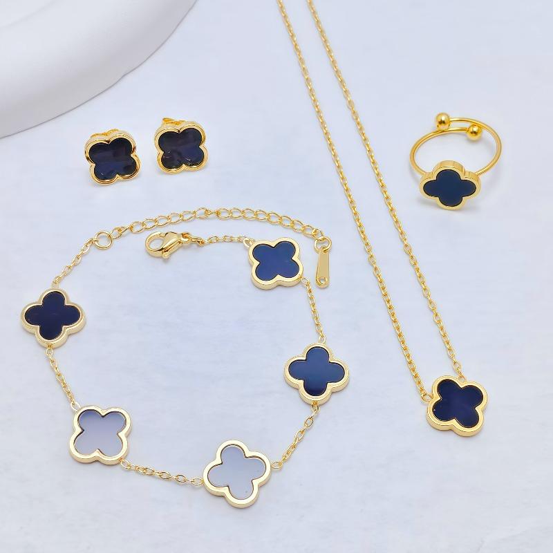 4PCS 13MM Double-Sided Smooth Mother-of-Pearl Four-Leaf Clover Set, Necklace, Bracelet, Earrings And Ring Set, Versatile Jewelry for Women