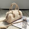 Winter Kunstpelz Damen Box Kleine Tragetasche Umhängetaschen Luxus Design Weicher Plüsch Damen Griff Schultertasche Pelzig Flauschige Handtaschen