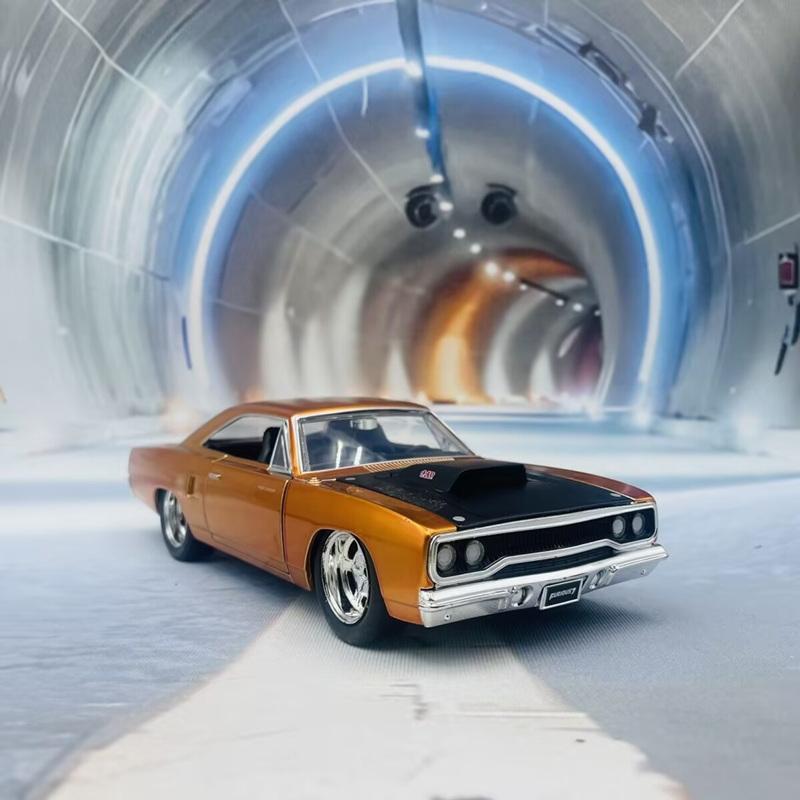 1/24 Plymouths Road Runner Alloy Sports Car Model Diecasts Metal Muscle Track Racing Car Vehicles Model Simitation Kids Toy Gift