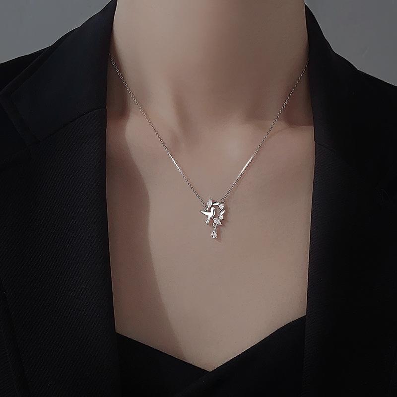 

2024 New S925 Sterling Silver Tassel Bird Wreath Necklace with Diamond Inlay , Wheat Spike Charm Pendant for Women , Lig 925