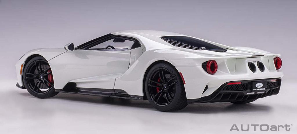 AUTOart Ford GT 2017 Hvit Ferdig Produkt 1/18