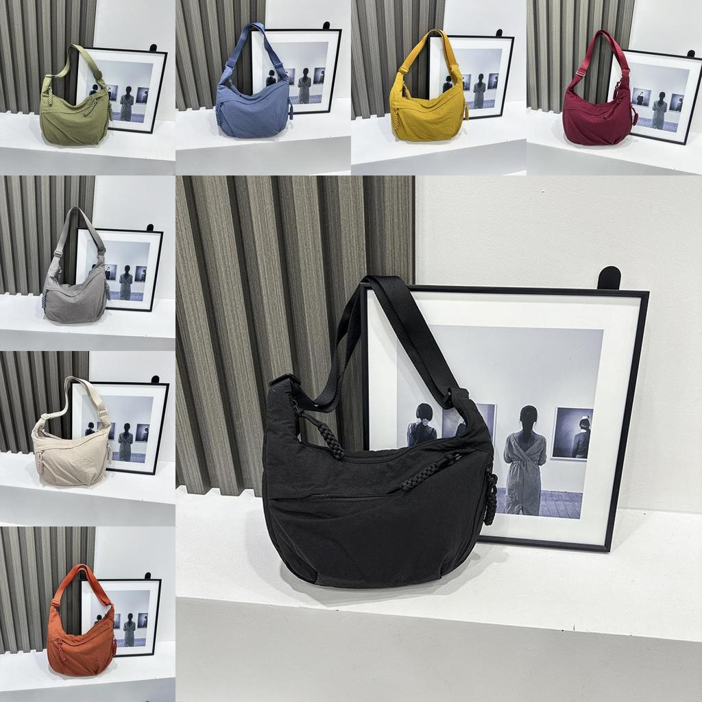 Nylon Womens Shoulder Bag With Zipper Closure For Daily Use