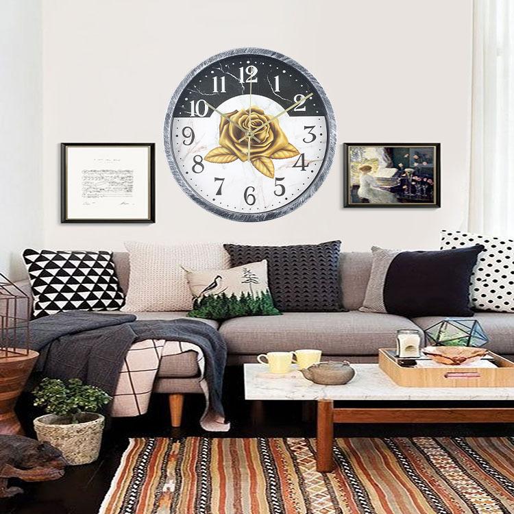 Clear Font, Simple Clock, Home Light Luxury, Versatile Decoration, Silent Wall Clock, Accurate Travel Time, Punch-free Quartz Clock